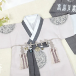 S_Brown-Gray-Collar-Baby-Boy-Hanbok-in-Beige-2_540x